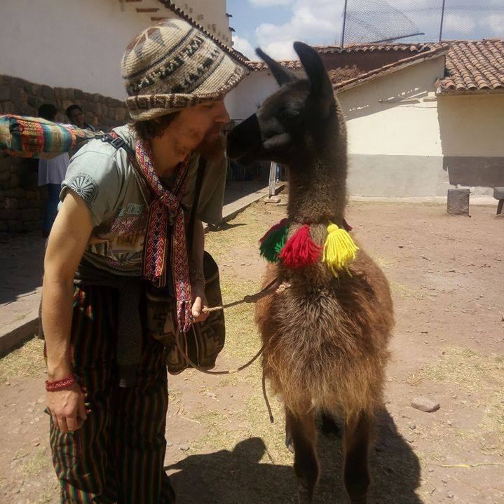 Daniel and Yanan Killa - Proyecto Animales Intelligentes